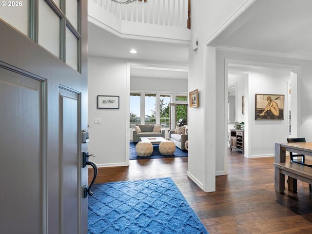 45 AQUINAS St, Lake Oswego, OR 97035