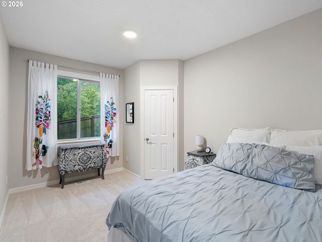 45 AQUINAS St, Lake Oswego, OR 97035