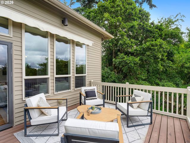 45 AQUINAS St, Lake Oswego, OR 97035
