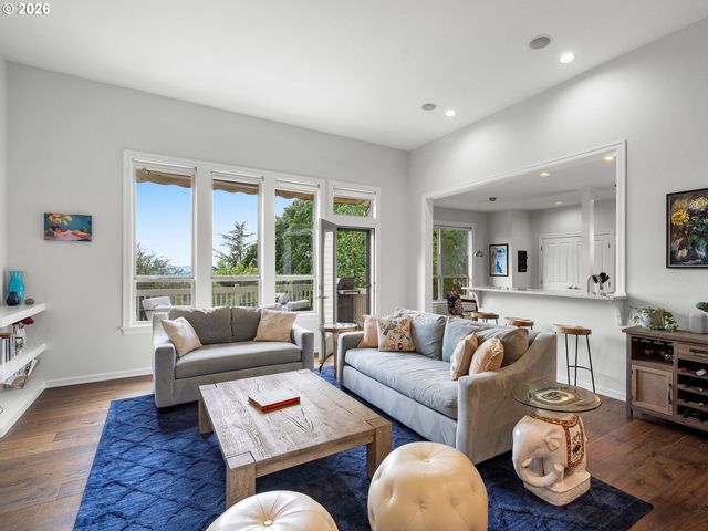 45 AQUINAS St, Lake Oswego, OR 97035