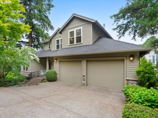 45 AQUINAS St, Lake Oswego, OR 97035