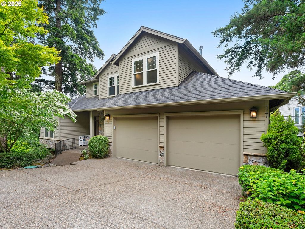 45 AQUINAS St, Lake Oswego, OR 97035