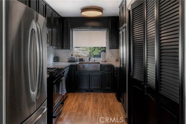 290 Davos Drive, Crestline, CA 92325