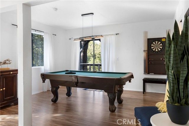 290 Davos Drive, Crestline, CA 92325