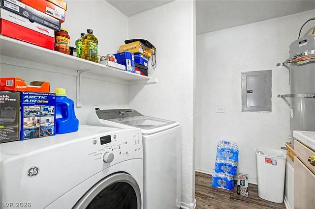3613 Shawn Reynolds Court 201, Las Vegas, NV 89129