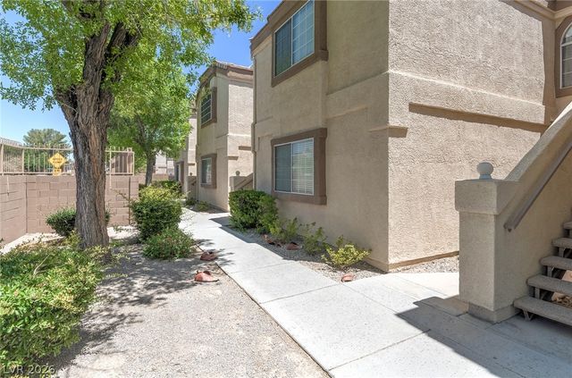 3613 Shawn Reynolds Court 201, Las Vegas, NV 89129