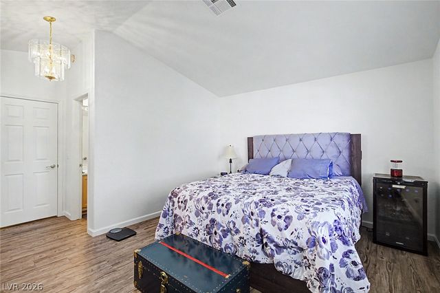 3613 Shawn Reynolds Court 201, Las Vegas, NV 89129