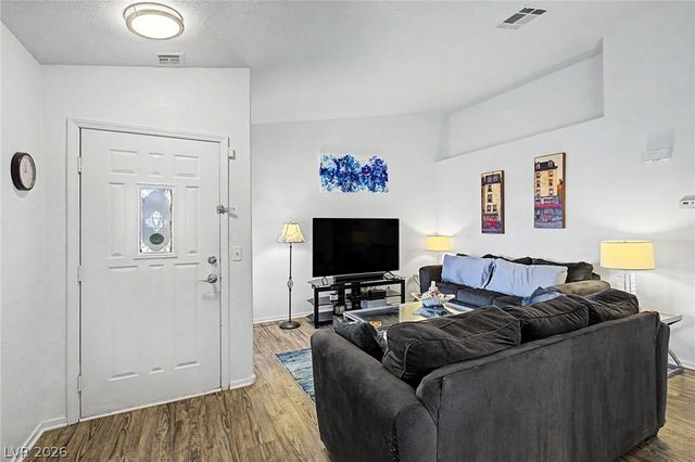 3613 Shawn Reynolds Court 201, Las Vegas, NV 89129