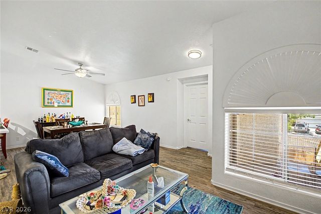 3613 Shawn Reynolds Court 201, Las Vegas, NV 89129