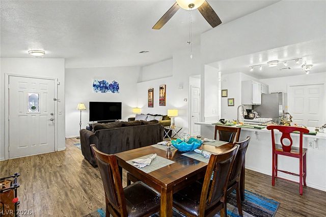 3613 Shawn Reynolds Court 201, Las Vegas, NV 89129