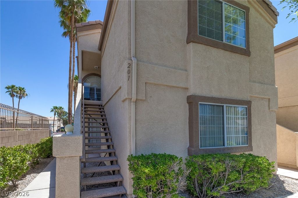 3613 Shawn Reynolds Court 201, Las Vegas, NV 89129