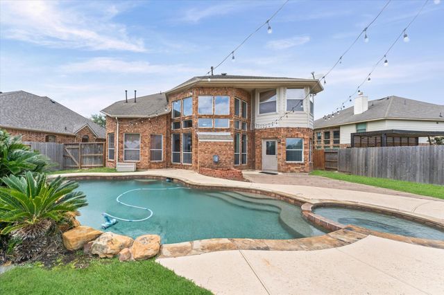 13402 Great Creek Drive, Pearland, TX 77584