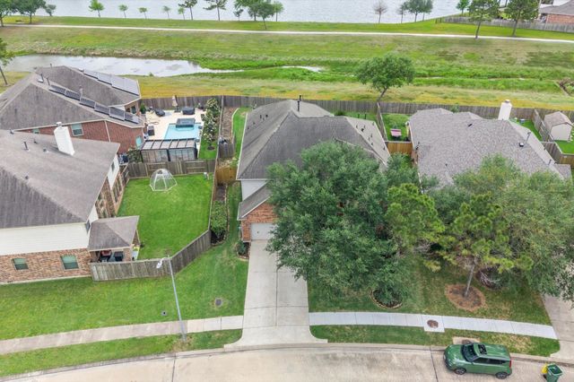 13402 Great Creek Drive, Pearland, TX 77584