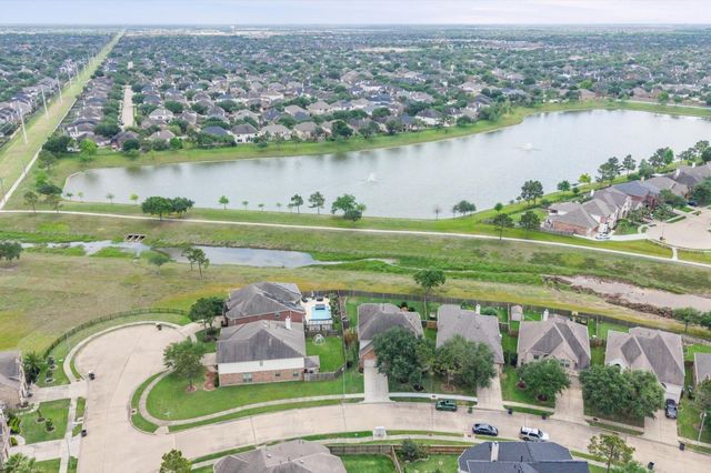 13402 Great Creek Drive, Pearland, TX 77584