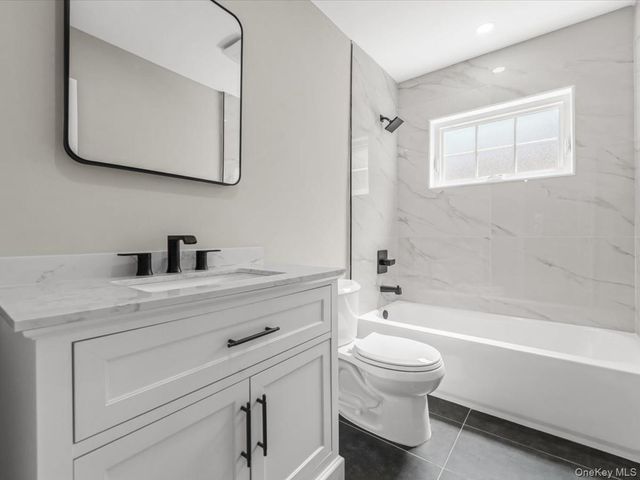 250 Lakeshore Boulevard, Massapequa Park, NY 11762