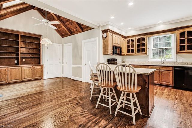 1018 Viewmont Drive, Asheboro, NC 27205
