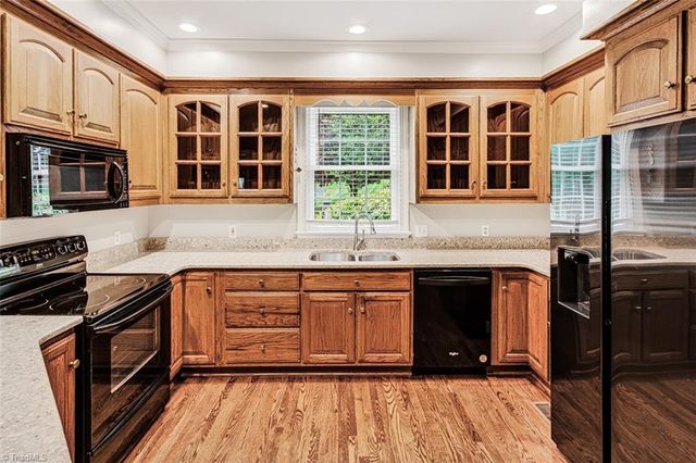 1018 Viewmont Drive, Asheboro, NC 27205