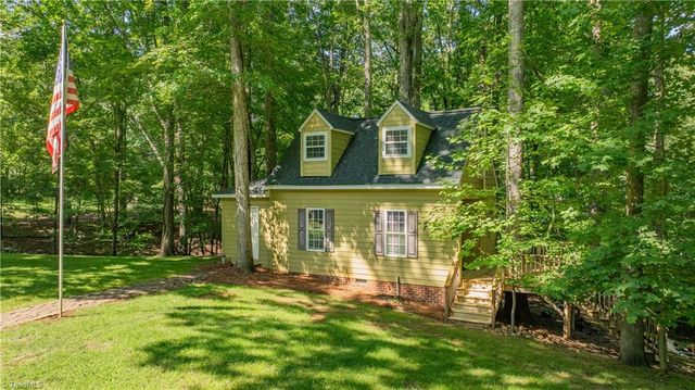 1018 Viewmont Drive, Asheboro, NC 27205