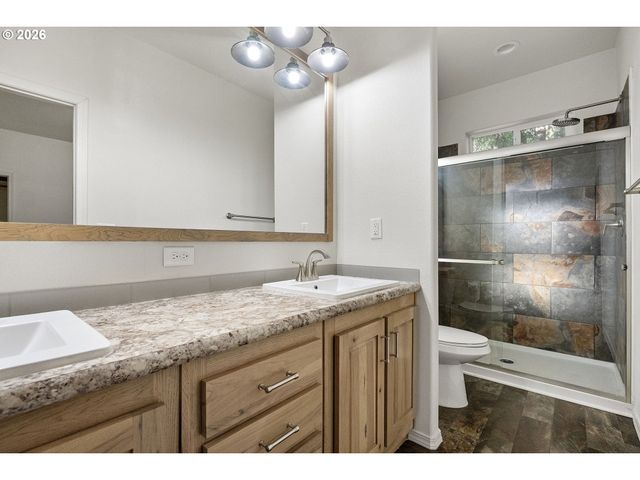 98041 HALLWAY Rd 19, Brookings, OR 97415