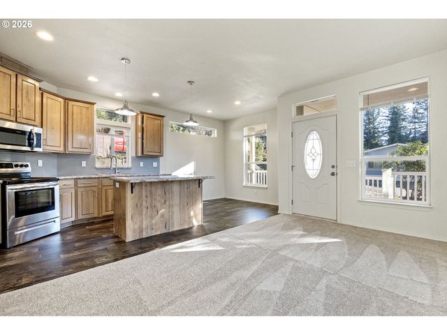 98041 HALLWAY Rd 19, Brookings, OR 97415