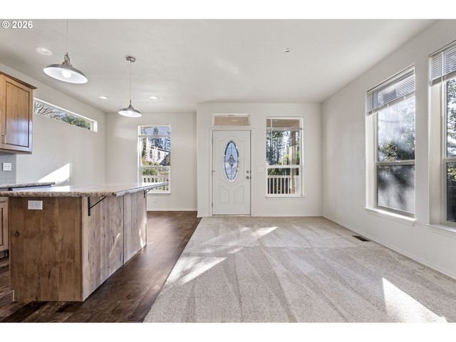 98041 HALLWAY Rd 19, Brookings, OR 97415