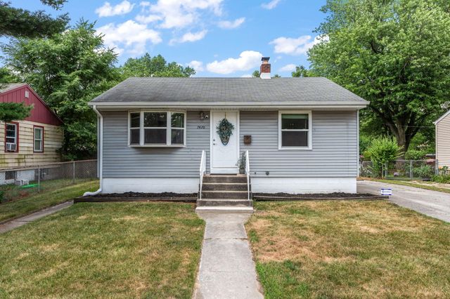 7420 White Oak Avenue, Hammond, IN 46324