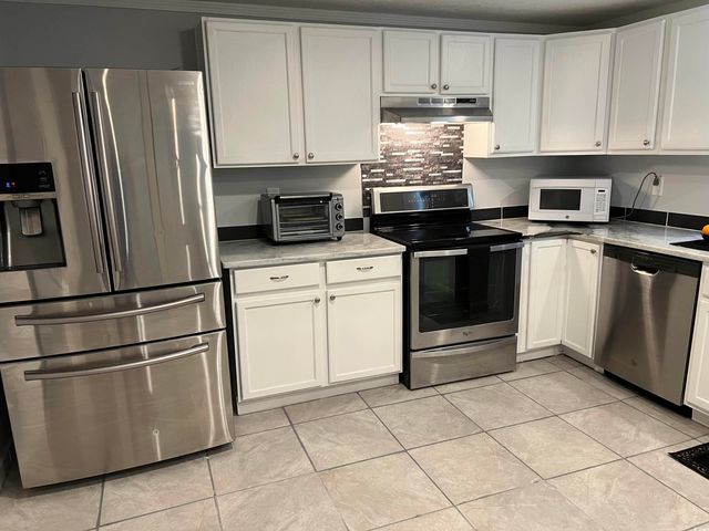 1014 Conway Plantation Dr., Conway, SC 29526