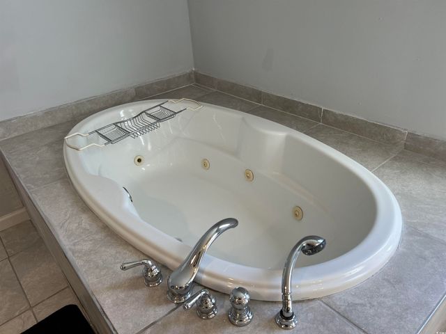 1014 Conway Plantation Dr., Conway, SC 29526