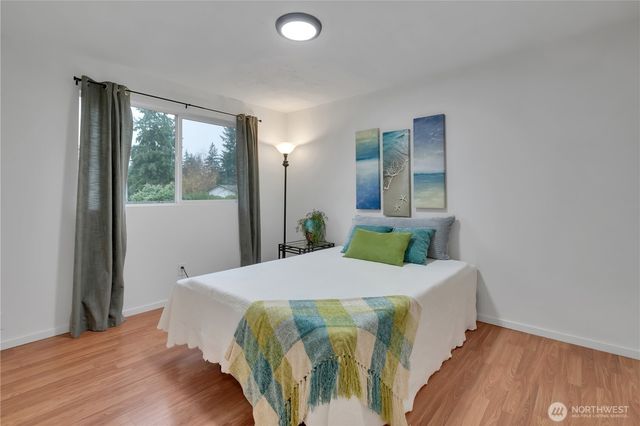 30221 5th Avenue S, Federal Way, WA 98003