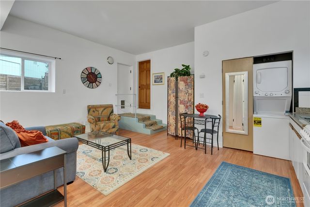 30221 5th Avenue S, Federal Way, WA 98003