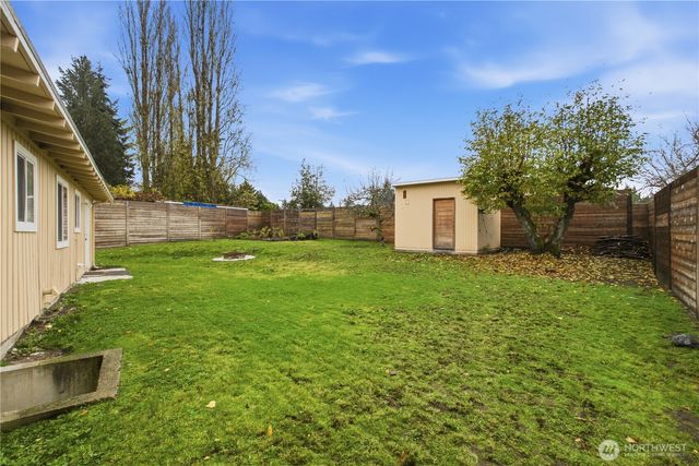 30221 5th Avenue S, Federal Way, WA 98003