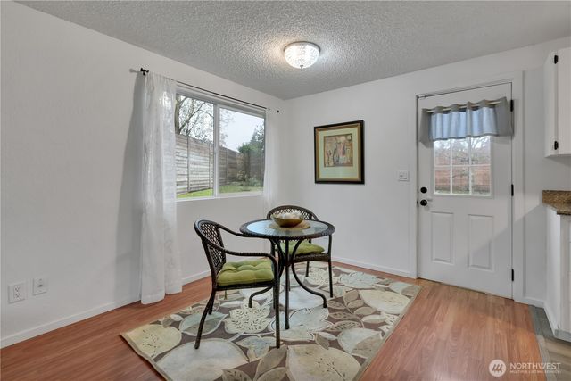 30221 5th Avenue S, Federal Way, WA 98003