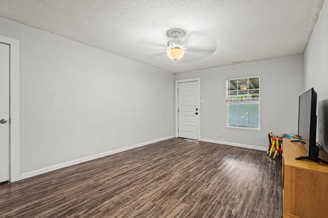 4018 Gordon Street, Greenville, TX 75401