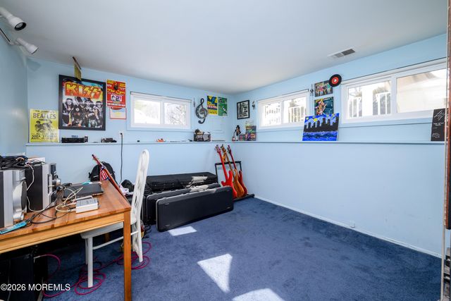 25 Tarrytown Road, Manalapan, NJ 07726