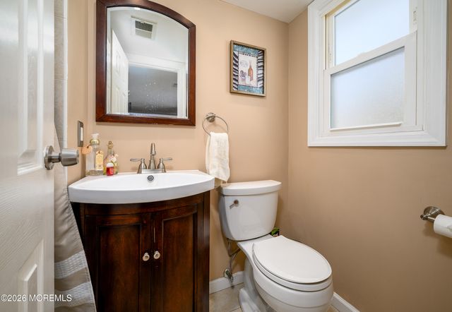 25 Tarrytown Road, Manalapan, NJ 07726