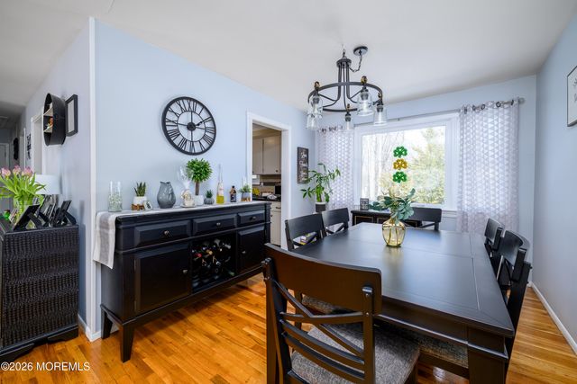 25 Tarrytown Road, Manalapan, NJ 07726