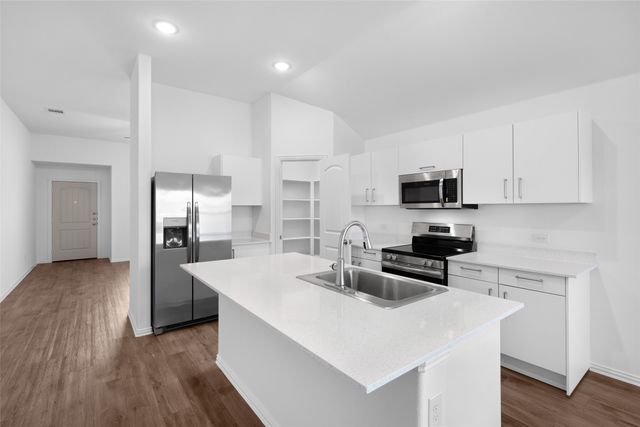 113 Knoll Pines, Terrell, TX 75160