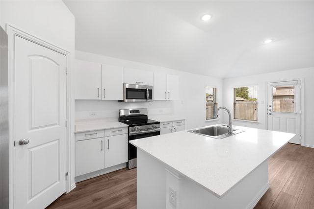 113 Knoll Pines, Terrell, TX 75160