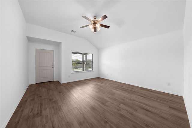 113 Knoll Pines, Terrell, TX 75160