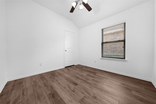 113 Knoll Pines, Terrell, TX 75160