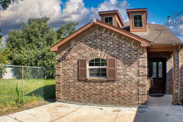 7315 Avenue J, Houston, TX 77011