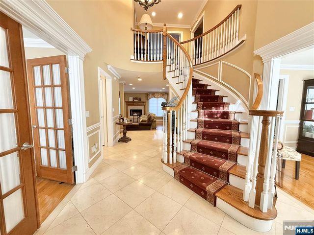 13 1st Street, Englewood Cliffs, NJ 07632