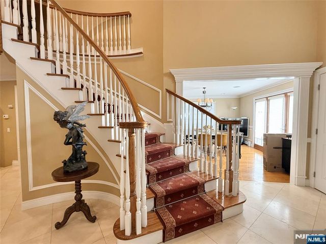 13 1st Street, Englewood Cliffs, NJ 07632