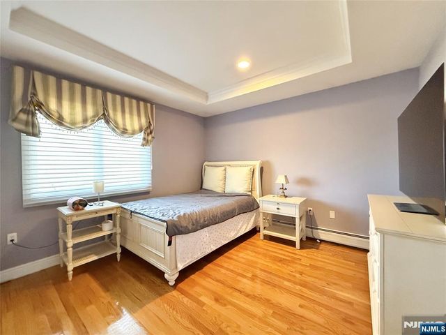 13 1st Street, Englewood Cliffs, NJ 07632
