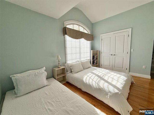 13 1st Street, Englewood Cliffs, NJ 07632