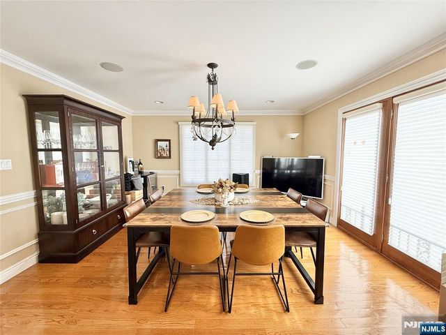 13 1st Street, Englewood Cliffs, NJ 07632