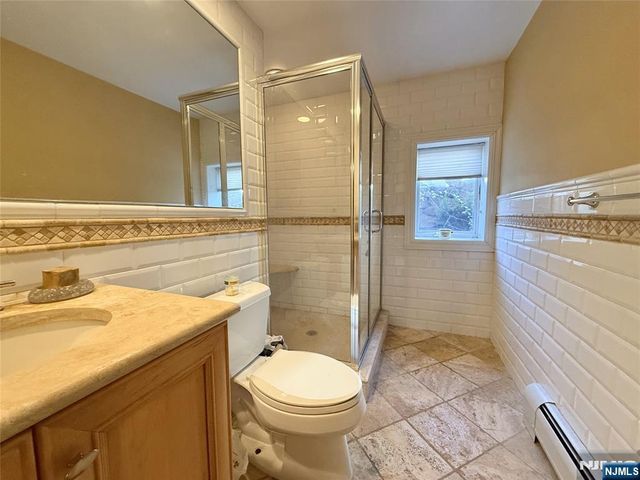13 1st Street, Englewood Cliffs, NJ 07632