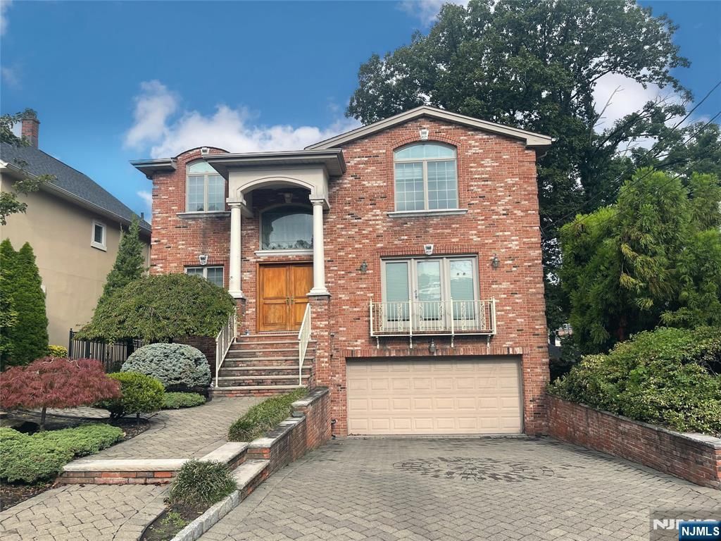 13 1st Street, Englewood Cliffs, NJ 07632