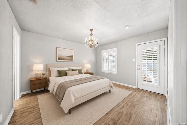 12446 Starcrest Dr Apt 402, San Antonio, TX 78216