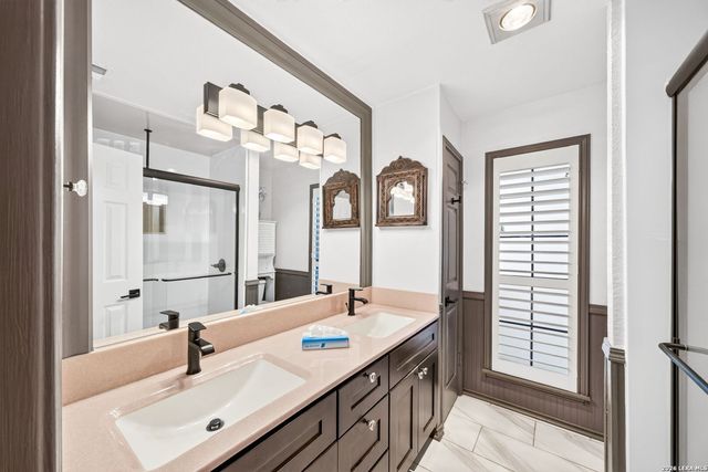 12446 Starcrest Dr Apt 402, San Antonio, TX 78216
